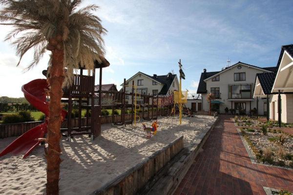Domki Dragon Leba Exterior photo